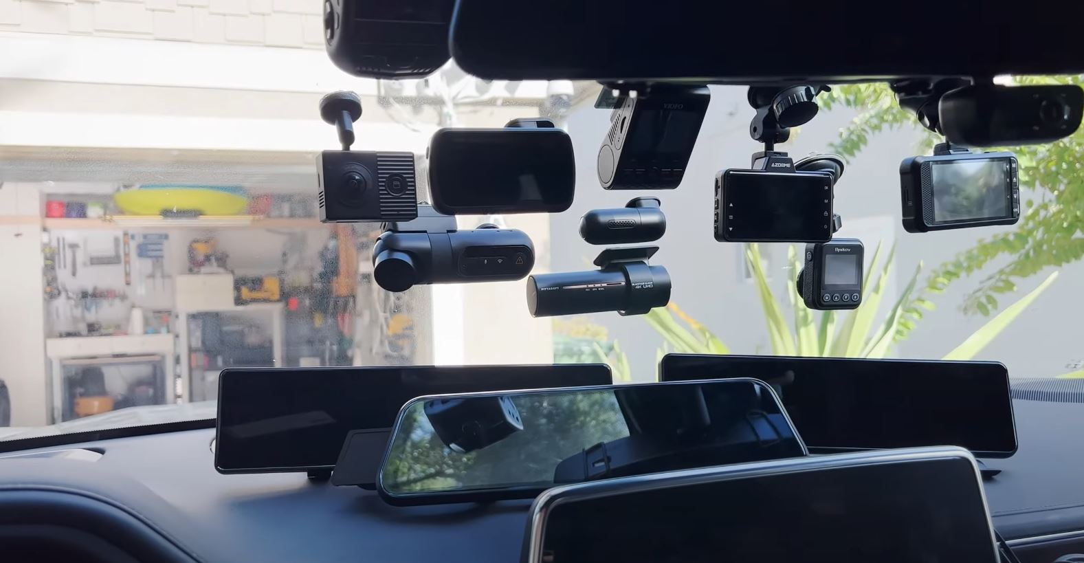 New to Dash Cams? Read Our Ultimate Buyer's Guide